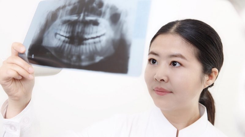 牙齿矫正后遗症：咬合创伤的预防和应对